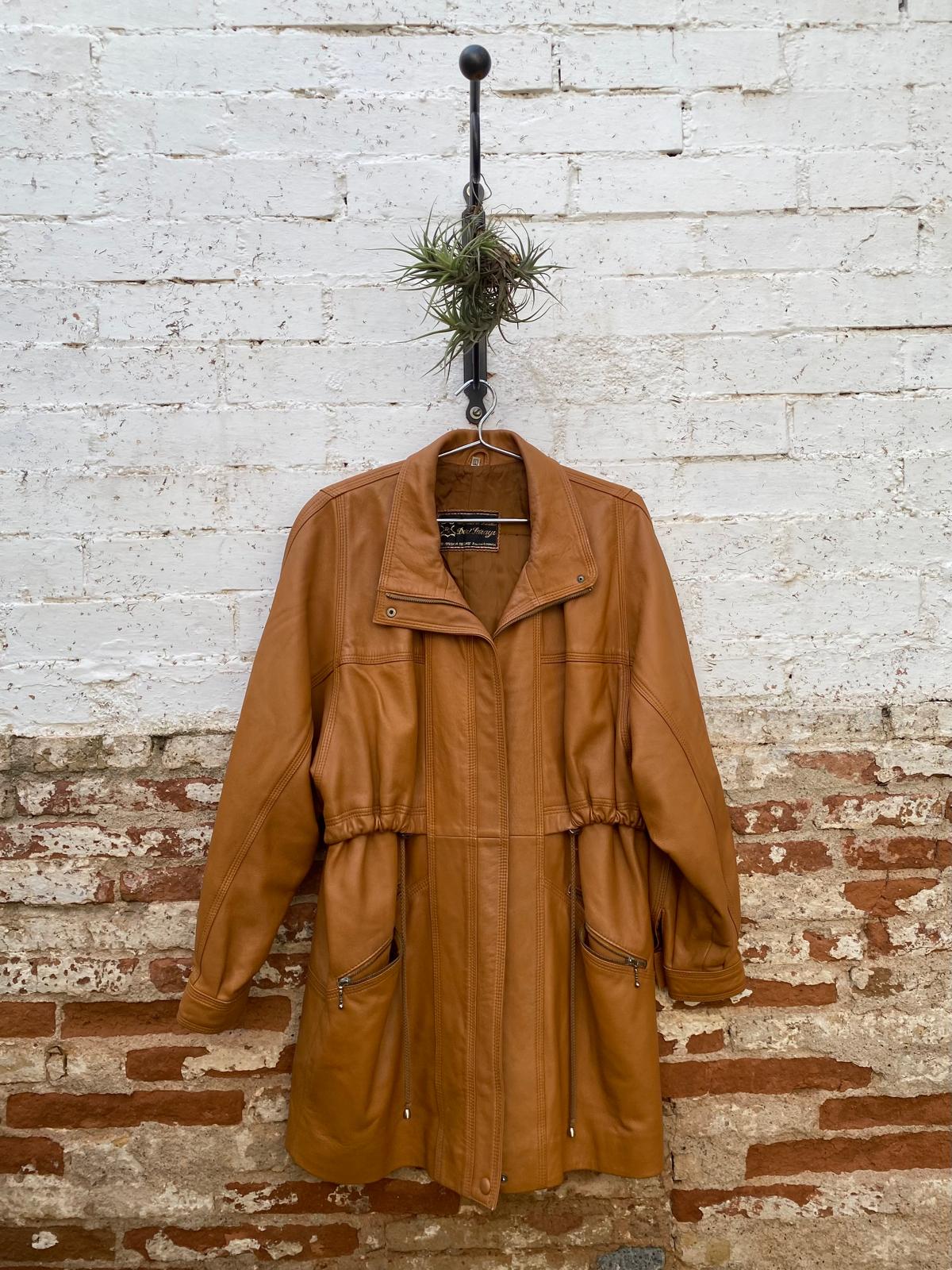Chaqueta piel larga "oversize"